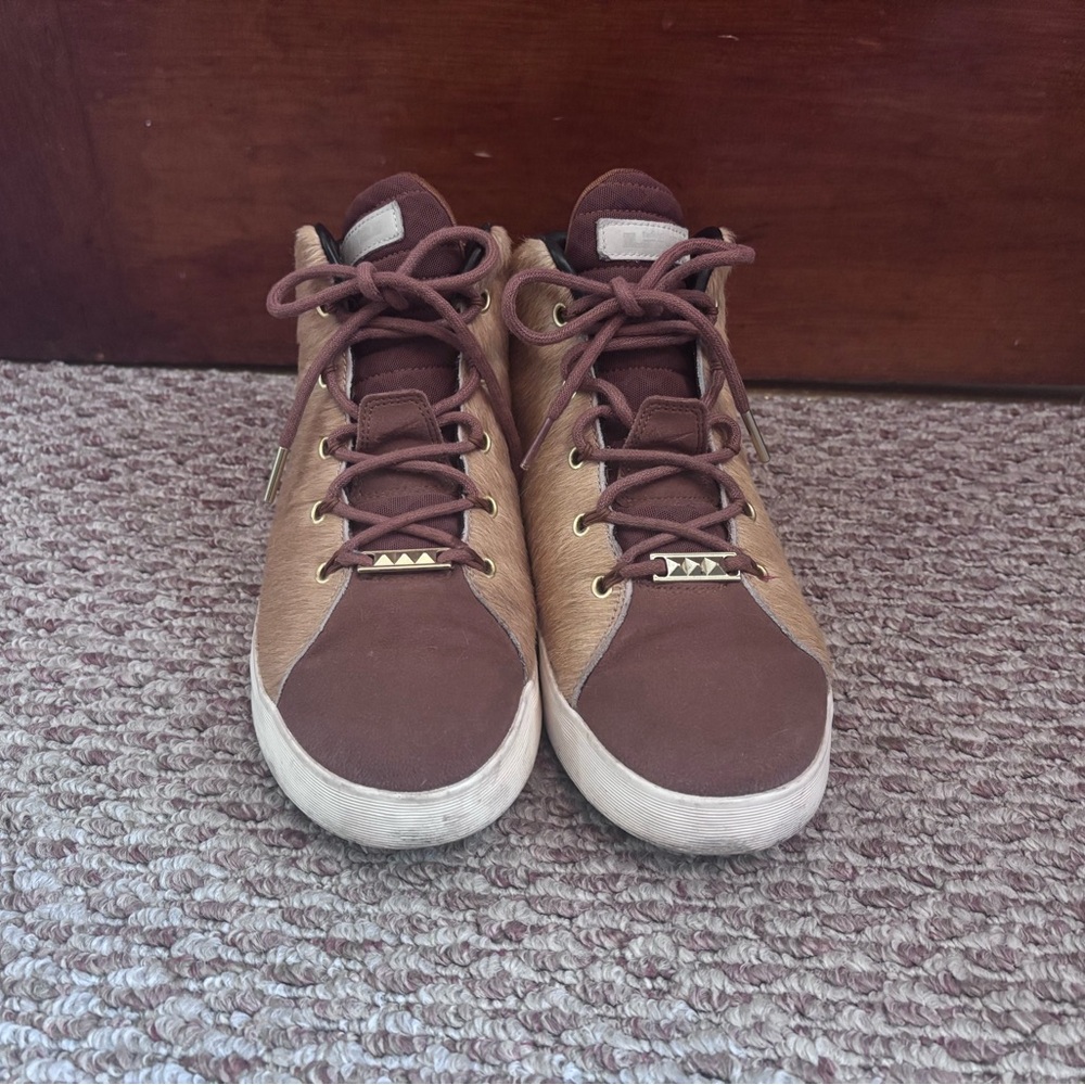 Men's LeBron James Pony Hair Sneakers